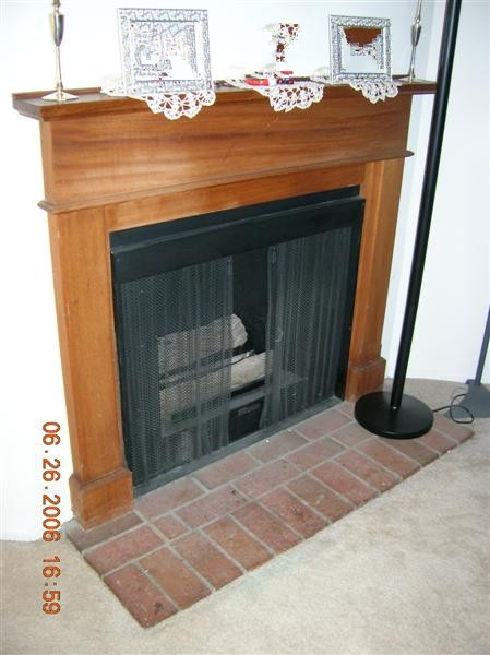 Photo/Vinton/V105-Fireplace-SVGA.JPG