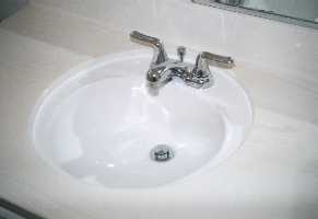 Photo/Vinton/V204-Bth-Sink-003730014.jpg